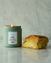 Load image into Gallery viewer, Rosemary Honey Biscuit Candle
